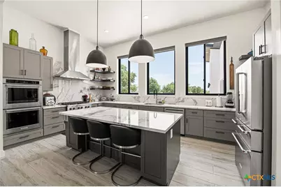 690 Kings Point Drive, Canyon Lake, TX 78133 - Photo 10