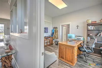 4948 N Woodlawn Road, Lorena, TX 76655 - Photo 8