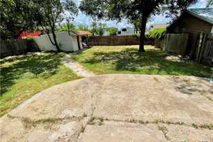 1710 Saunders St, Gatesville, TX 76528 - Photo 22