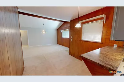 221 Oleander Avenue, Tivoli, TX 77990 - Photo 14