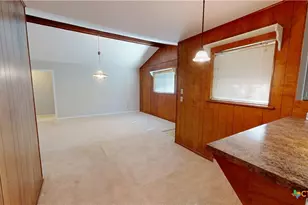 221 Oleander Ave, Tivoli, TX 77990 - Photo 14