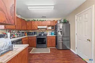 2523 Sleepy Hollow Ln, Temple, TX 76502 - Photo 10