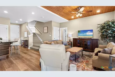 1111 Long Creek Boulevard #204, New Braunfels, TX 78130 - Photo 2