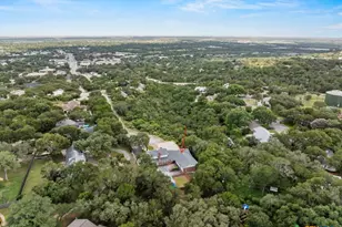 699 Floral Ave, New Braunfels, TX 78130 - Photo 46