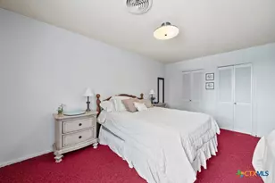 699 Floral Ave, New Braunfels, TX 78130 - Photo 30