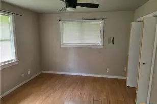 197 Mustang St, Prairie Lea, TX 78661 - Photo 8