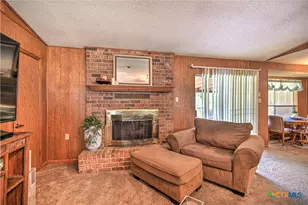 406 E Upshaw Ave, Temple, TX 76501 - Photo 10