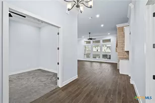 1606 Alta Vista Loop, Temple, TX 76502 - Photo 4