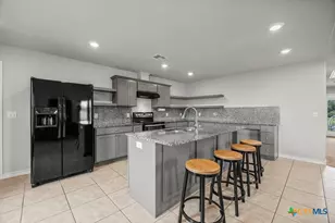 639 Blackbuck Rdg Dr, Lampasas, TX 76550 - Photo 8