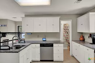 801 Cedar Oaks Ln, Harker Heights, TX 76548 - Photo 12