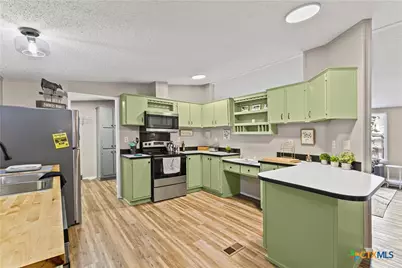 113 Austin Street, Gatesville, TX 76528 - Photo 10