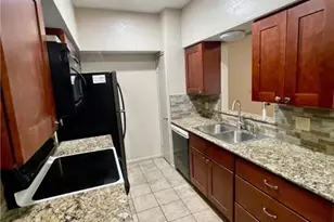 421 W San Antonio, San Marcos, TX 78666 - Photo 8