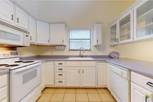 1021 Hillcrest Forest, Canyon Lake, TX 78133 - Photo 14
