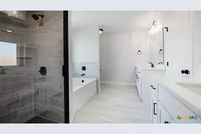 1321 Red Rock Road, Hewitt, TX 76643 - Photo 14