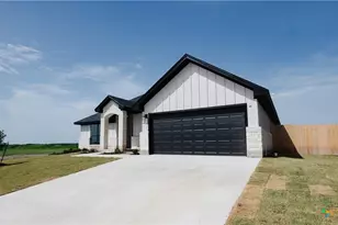 1321 Red Rock Rd, Hewitt, TX 76643 - Photo 2