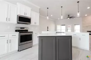 1321 Red Rock Rd, Hewitt, TX 76643 - Photo 6