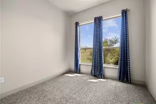 128 Strada Luca, Florence, TX 76527 - Photo 28