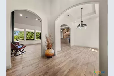 128 Strada Luca, Florence, TX 76527 - Photo 8