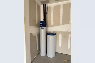 2252 Hawk Drive, New Braunfels, TX 78130 - Photo 30