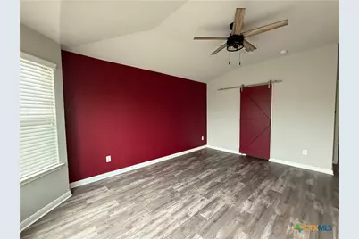 2252 Hawk Drive, New Braunfels, TX 78130 - Photo 18