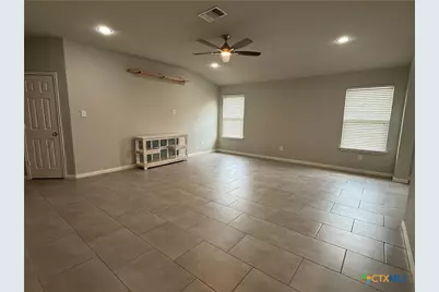 2252 Hawk Drive, New Braunfels, TX 78130 - Photo 8