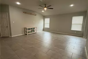 2252 Hawk Dr, New Braunfels, TX 78130 - Photo 8