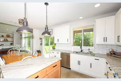 405 Woodlands Drive, Bastrop, TX 78602 - Photo 18