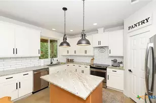 405 Woodlands Dr, Bastrop, TX 78602 - Photo 20