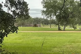 46 Co Rd 400, Yoakum, TX 77995 - Photo 6