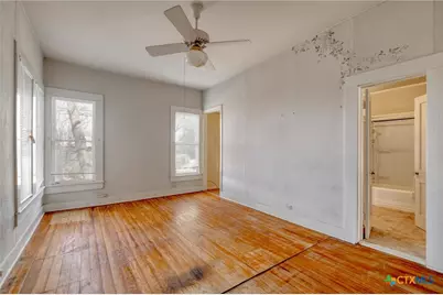 409 E Bowie Street, Luling, TX 78648 - Photo 14