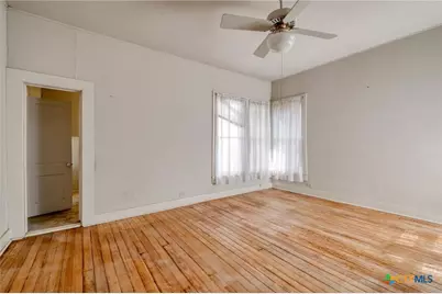 409 E Bowie Street, Luling, TX 78648 - Photo 16