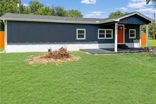 215 E Valley Rd, Harker Heights, TX 76548 - Photo 2