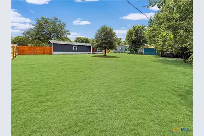 215 E Valley Road, Harker Heights, TX 76548 - Photo 16