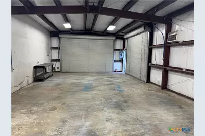 9605 N Navarro Street, Victoria, TX 77904 - Photo 18