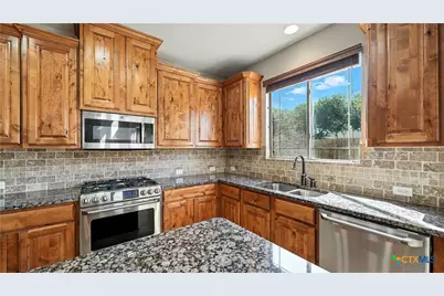 1642 Mikula Place, New Braunfels, TX 78130 - Photo 16