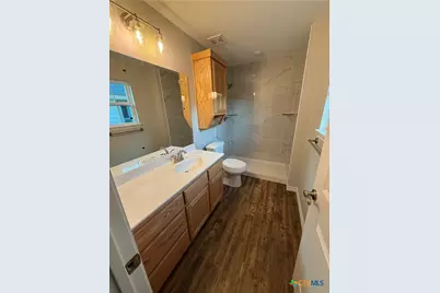 1710 East Avenue J, Lampasas, TX 76550 - Photo 14