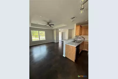 1710 East Avenue J, Lampasas, TX 76550 - Photo 6