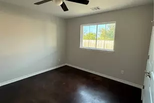 1710 E Ave J, Lampasas, TX 76550 - Photo 10