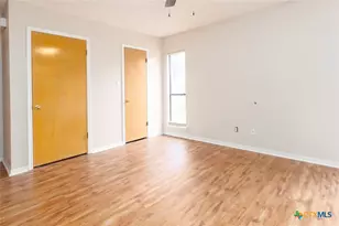 401 Mariner Dr, Victoria, TX 77901 - Photo 14