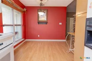 401 Mariner Dr, Victoria, TX 77901 - Photo 12