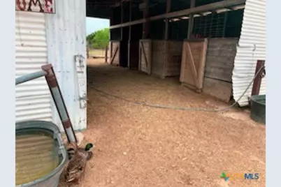 880 County Road 3100, Kempner, TX 76539 - Photo 26