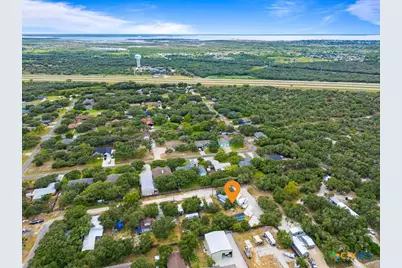 914,916,918 Mission Street, Rockport, TX 78382 - Photo 6