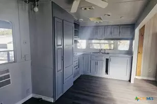 914 916 918 Mission St, Rockport, TX 78382 - Photo 18