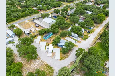 914,916,918 Mission Street, Rockport, TX 78382 - Photo 2