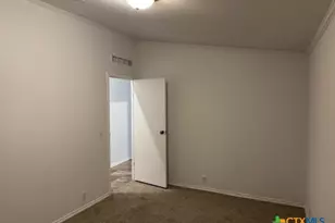 167 Lakeside Pass, New Braunfels, TX 78130 - Photo 8