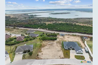 1926 Fall Creek Drive, Harker Heights, TX 76548 - Photo 2