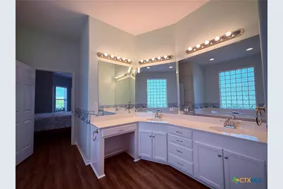 868 Shannon Lane, Port Lavaca, TX 77979 - Photo 16