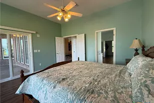 868 Shannon Ln, Port Lavaca, TX 77979 - Photo 14