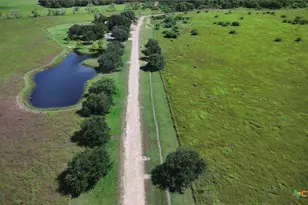 868 Shannon Ln, Port Lavaca, TX 77979 - Photo 40