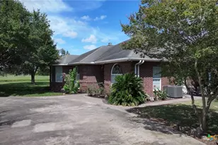 868 Shannon Ln, Port Lavaca, TX 77979 - Photo 38